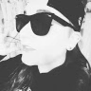 Meet your Posher, Abigail